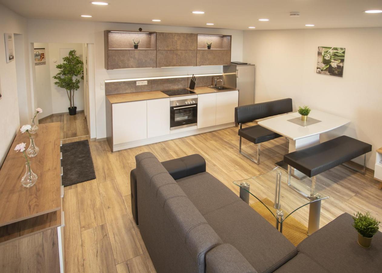 Modern Old Town Apartment Hall in Tirol Luaran gambar