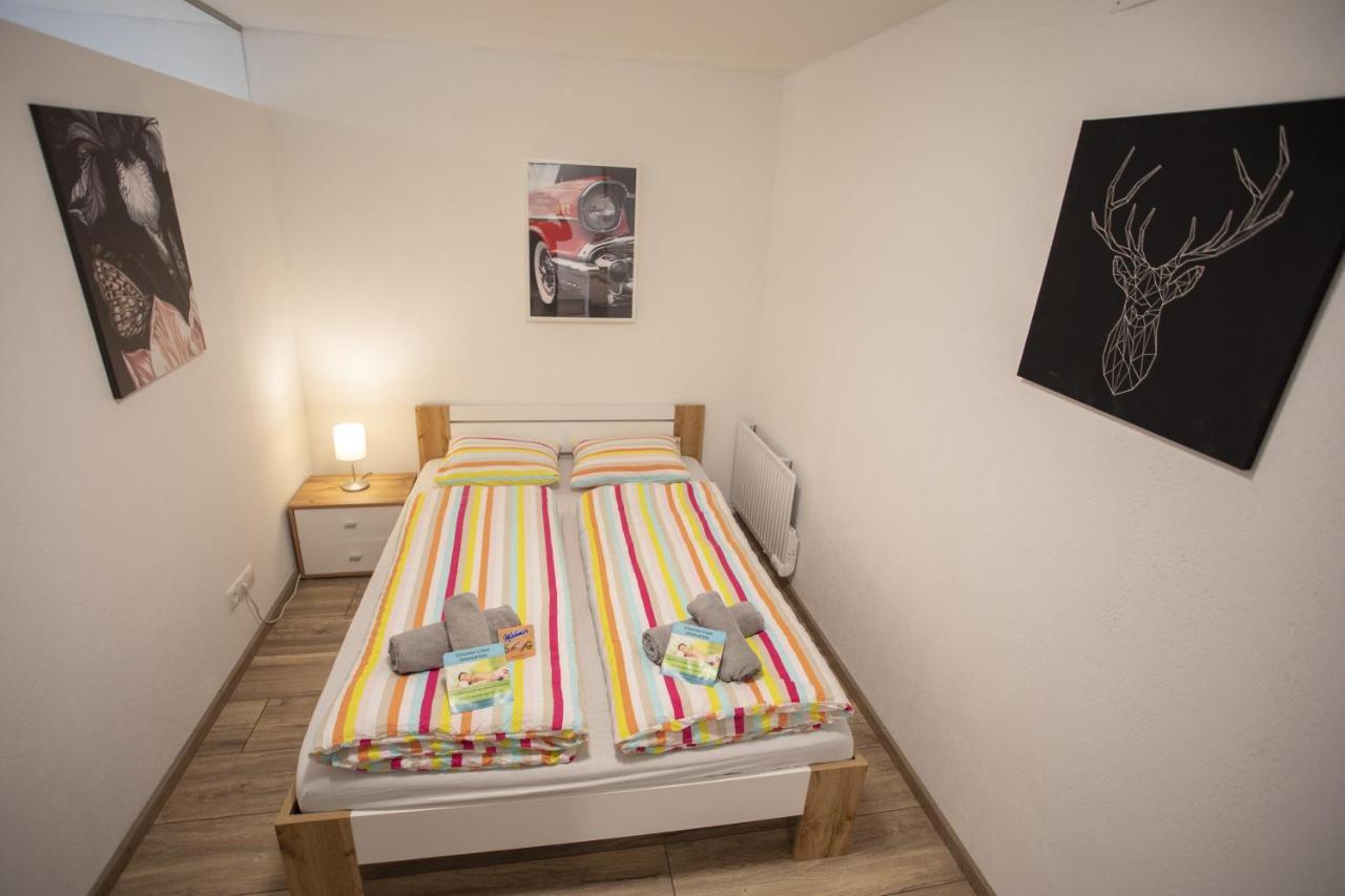Modern Old Town Apartment Hall in Tirol Luaran gambar