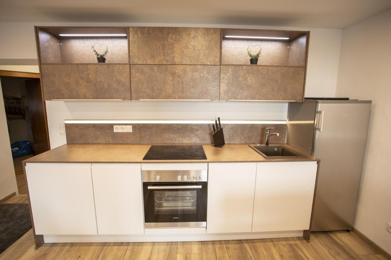 Modern Old Town Apartment Hall in Tirol Luaran gambar